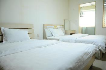 City Station Hotel Шънджън Екстериор снимка